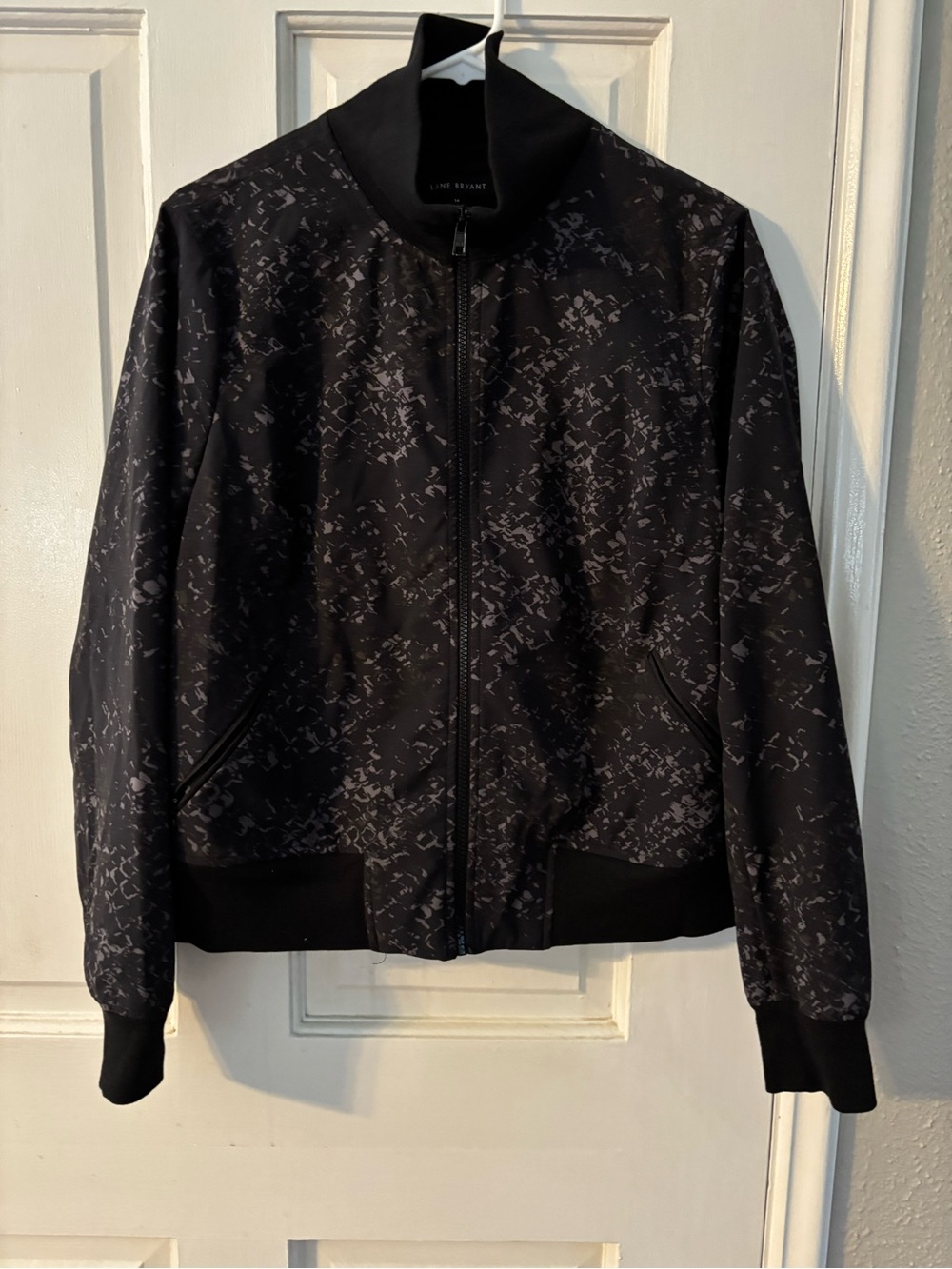 Lane Bryant Women's Black Gray Abstract Bomber Jacket Full Zip Long Sleeve 14